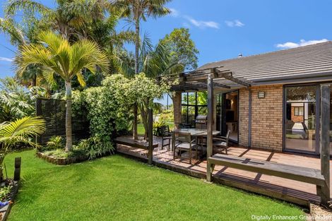 Photo of property in 10 Ringwood Place, Whitianga, 3510
