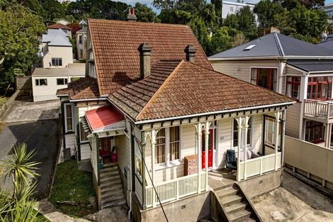 Photo of property in 132 Wallace Street, Mount Cook, Wellington, 6021