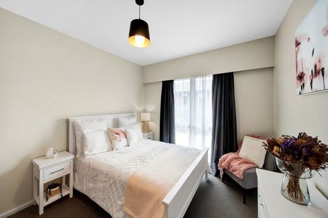 Photo of property in 1/23 Landsdowne Terrace, Cashmere, Christchurch, 8022