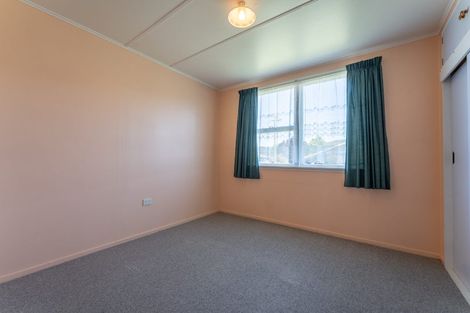 Photo of property in 2 Balmoral Street, Waimate, 7924