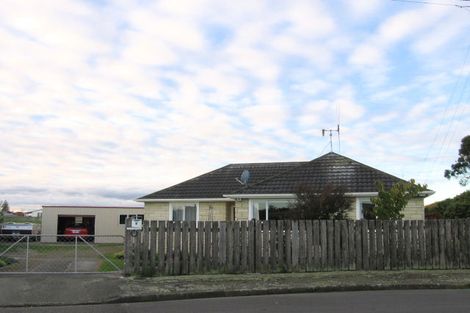Photo of property in 8 Matai Place, Otaki, 5512