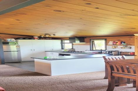 Photo of property in 8 Pararewa Drive, Whalers Gate, New Plymouth, 4310