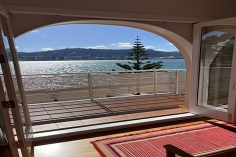 Photo of property in Inverleith Apartments, 3/306 Oriental Parade, Oriental Bay, Wellington, 6011