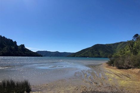 Photo of property in 573 Port Underwood Road, Whatamango Bay, Picton, 7281