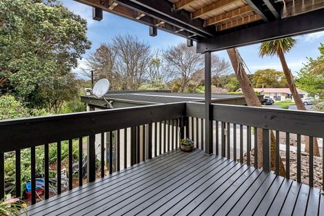 Photo of property in 17 Kowhai Park Road, Maunu, Whangarei, 0110