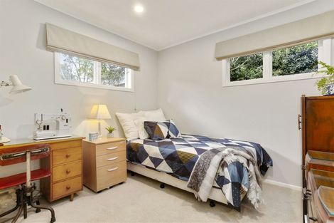 Photo of property in 1/2 Hughes Terrace, Te Atatu Peninsula, Auckland, 0610