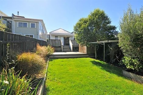 Photo of property in 61 Te Wharepouri Street, Berhampore, Wellington, 6023