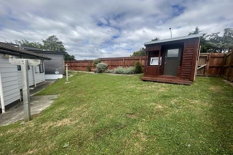 Photo of property in 29 Chadwick Place, Highbury, Palmerston North, 4412