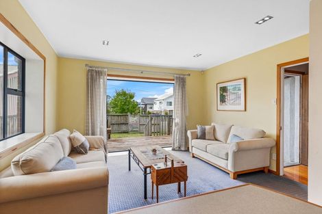 Photo of property in 344 Glengarry Road, Glen Eden, Auckland, 0602
