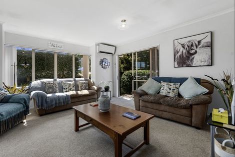 Photo of property in 14 Ryegrass Dell, Welcome Bay, Tauranga, 3112