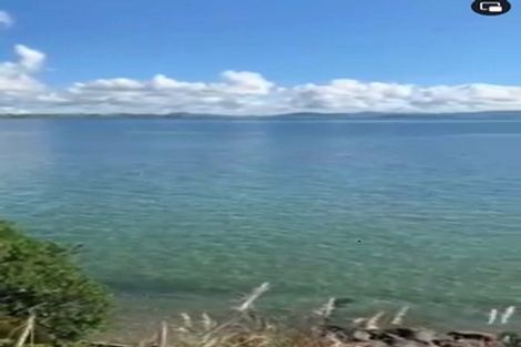 Photo of property in 42 Karoro Road, One Tree Point, 0118