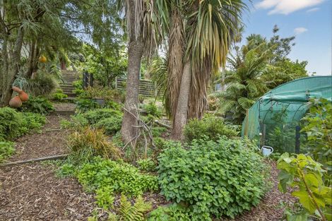 Photo of property in 35 Merlincote Crescent, Governors Bay, 8971