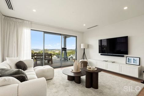 Photo of property in 35 Kikorangi Drive, Wainui, Silverdale, 0992