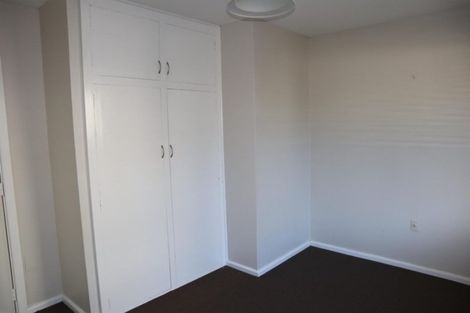 Photo of property in 338 Memorial Avenue, Burnside, Christchurch, 8053