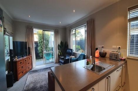 Photo of property in 1b Staffordshire Street, Burwood, Christchurch, 8083