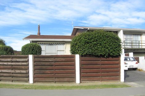 Photo of property in 2/60 Cheyenne Street, Sockburn, Christchurch, 8042