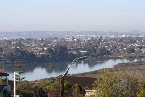 Photo of property in 3 Rubens Lane, West Harbour, Auckland, 0618