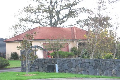 Photo of property in 22 Burgundy Park Avenue, Henderson, Auckland, 0612