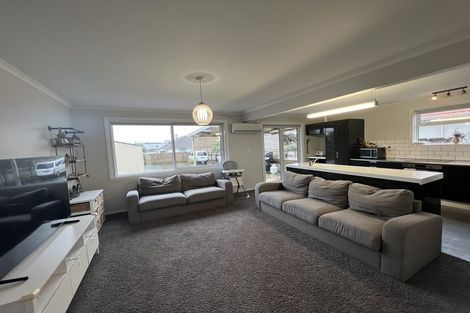 Photo of property in 77 Clifton Drive, Waitara, 4320