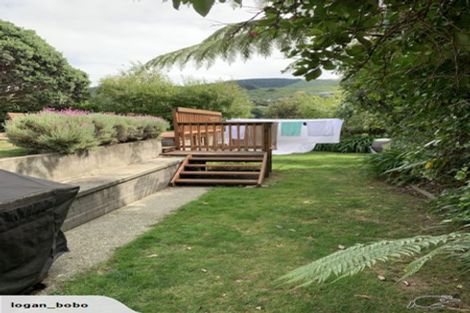 Photo of property in 19a Ranui Terrace, Tawa, Wellington, 5028