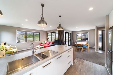 Photo of property in 6 Masons Court, Lower Shotover, Queenstown, 9304