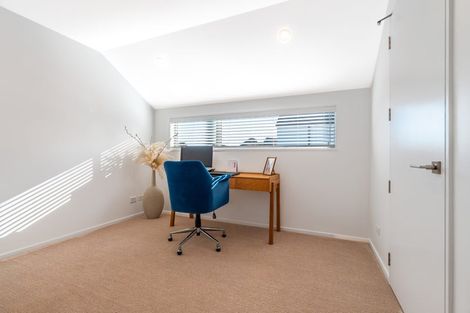 Photo of property in 2/179 Weston Road, St Albans, Christchurch, 8052