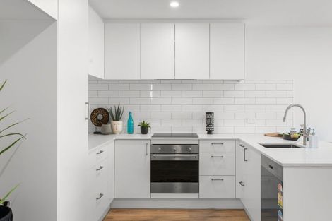 Photo of property in 6d Avonhead Road, Avonhead, Christchurch, 8042