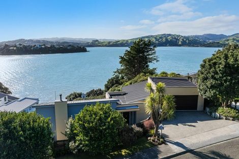 Photo of property in 18 Leeward Drive, Whitby, Porirua, 5024