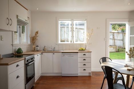 Photo of property in 22 Government Road, Raglan, 3225