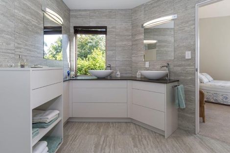 Photo of property in 34a Pahoia Beach Road, Whakamarama, 3172