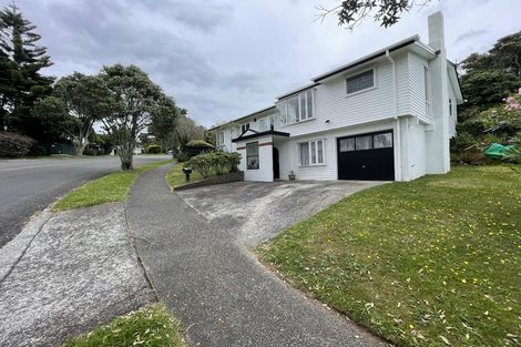 Photo of property in 14 Rajkot Terrace, Broadmeadows, Wellington, 6035