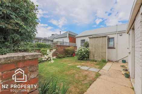 Photo of property in 230 Macandrew Road, Forbury, Dunedin, 9012