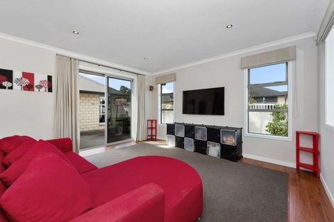 Photo of property in 115 Cumberland Drive, Flagstaff, Hamilton, 3210