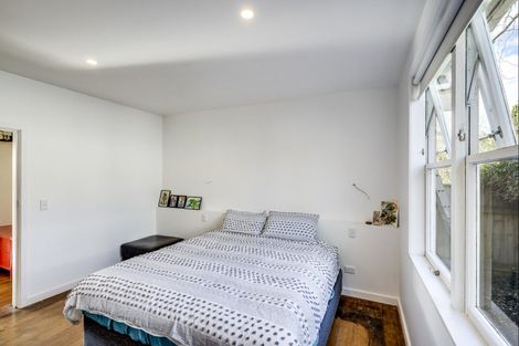 Photo of property in 1013 Heretaunga Street East, Parkvale, Hastings, 4122