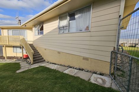 Photo of property in 7 Robert Mckeen Street, Otaki Beach, Otaki, 5512