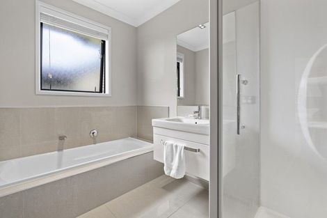 Photo of property in 38 Tulip Drive, Cambridge, 3434