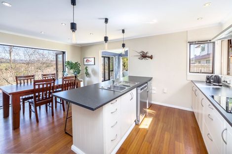 Photo of property in 106 Pacific Drive, Fitzherbert, Palmerston North, 4410