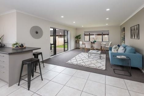 Photo of property in 50 Cyril French Drive, Flat Bush, Auckland, 2016