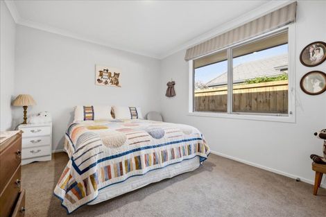 Photo of property in 11 Allington Place, Bethlehem, Tauranga, 3110
