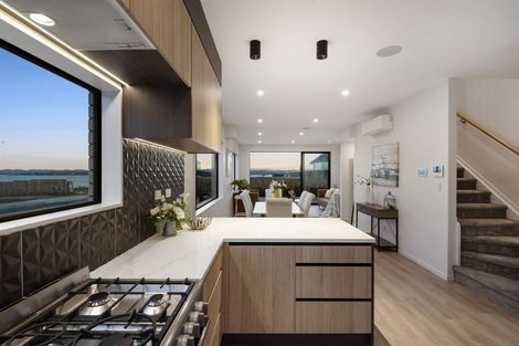 Photo of property in 17 Ocean Breeze Avenue, Hobsonville, Auckland, 0616