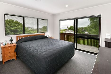 Photo of property in 4b Kathy Terrace, Stanmore Bay, Whangaparaoa, 0932