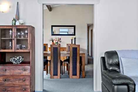 Photo of property in 50 Eversham Road, Mount Maunganui, 3116