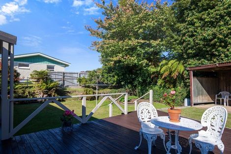 Photo of property in 10 Campbell Place, Pukehangi, Rotorua, 3015