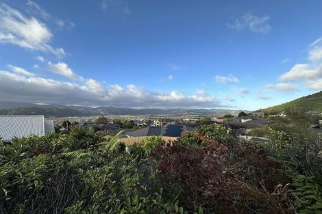 Photo of property in 8a Riverstone Drive, Riverstone Terraces, Upper Hutt, 5018