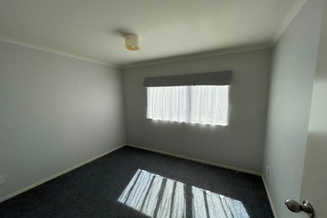 Photo of property in 2/80a Woodglen Road, Glen Eden, Auckland, 0602