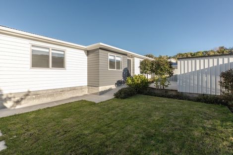 Photo of property in 41b Collins Avenue, Tawa, Wellington, 5028