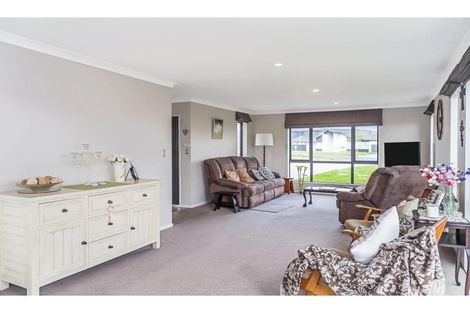 Photo of property in 23 Bankside Road, Silverdale, 0932