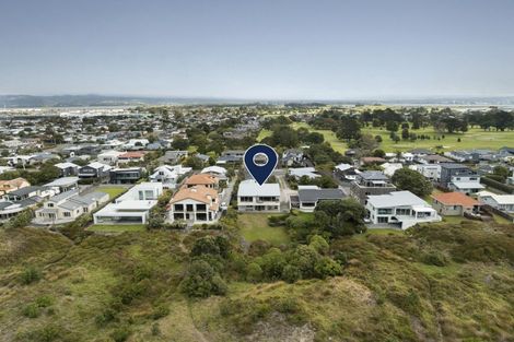 Photo of property in 245a Oceanbeach Road, Mount Maunganui, 3116
