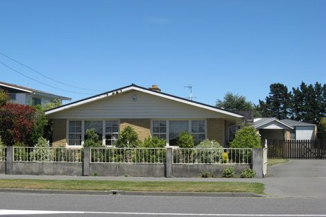 Photo of property in 431 Avonhead Road, Avonhead, Christchurch, 8042