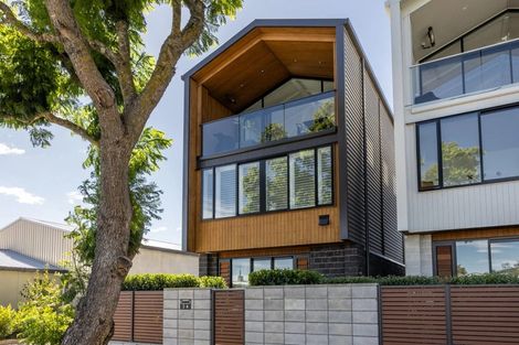 Photo of property in 1b Coronation Street, Ahuriri, Napier, 4110